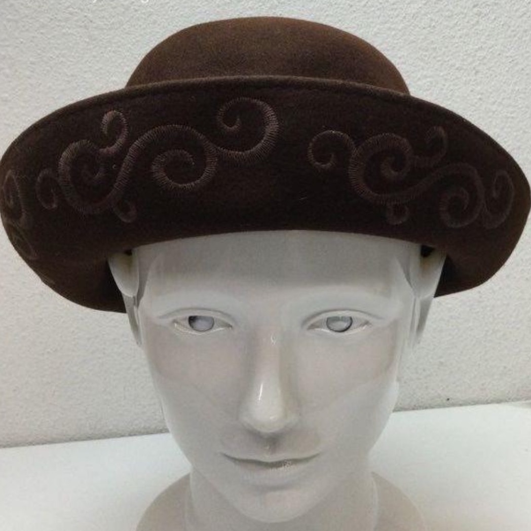 Jennifer Moore Brown 100% Wool Felt Embroidered Cloche Hat Made In Italy 7.75